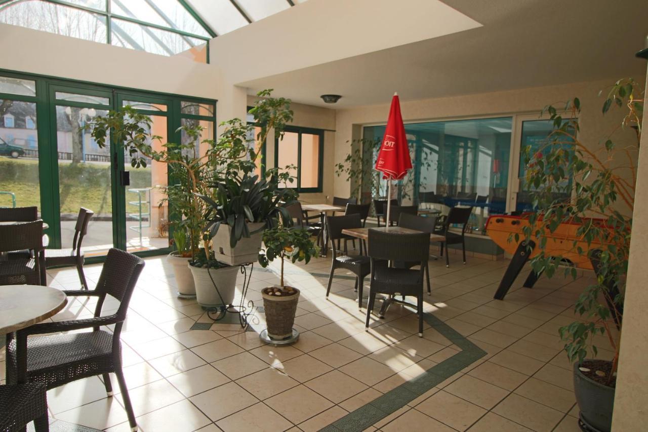 Hotel Au Val Dore La Bourboule Exteriör bild